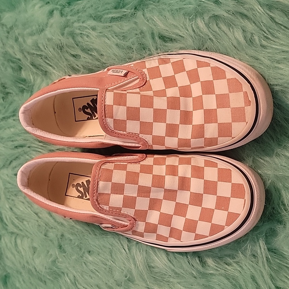 Blush checkered Vans